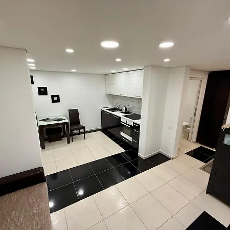 10 Minutes From The Center Apartment *