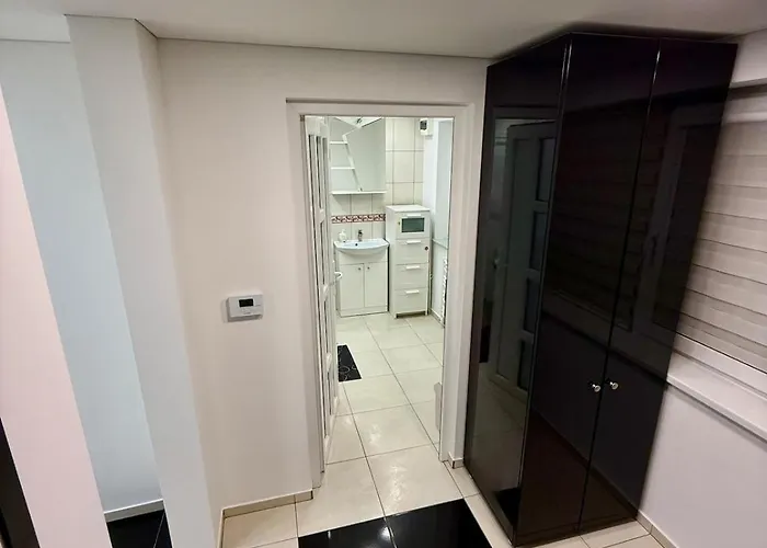 10 Minutes From The Center 아파트